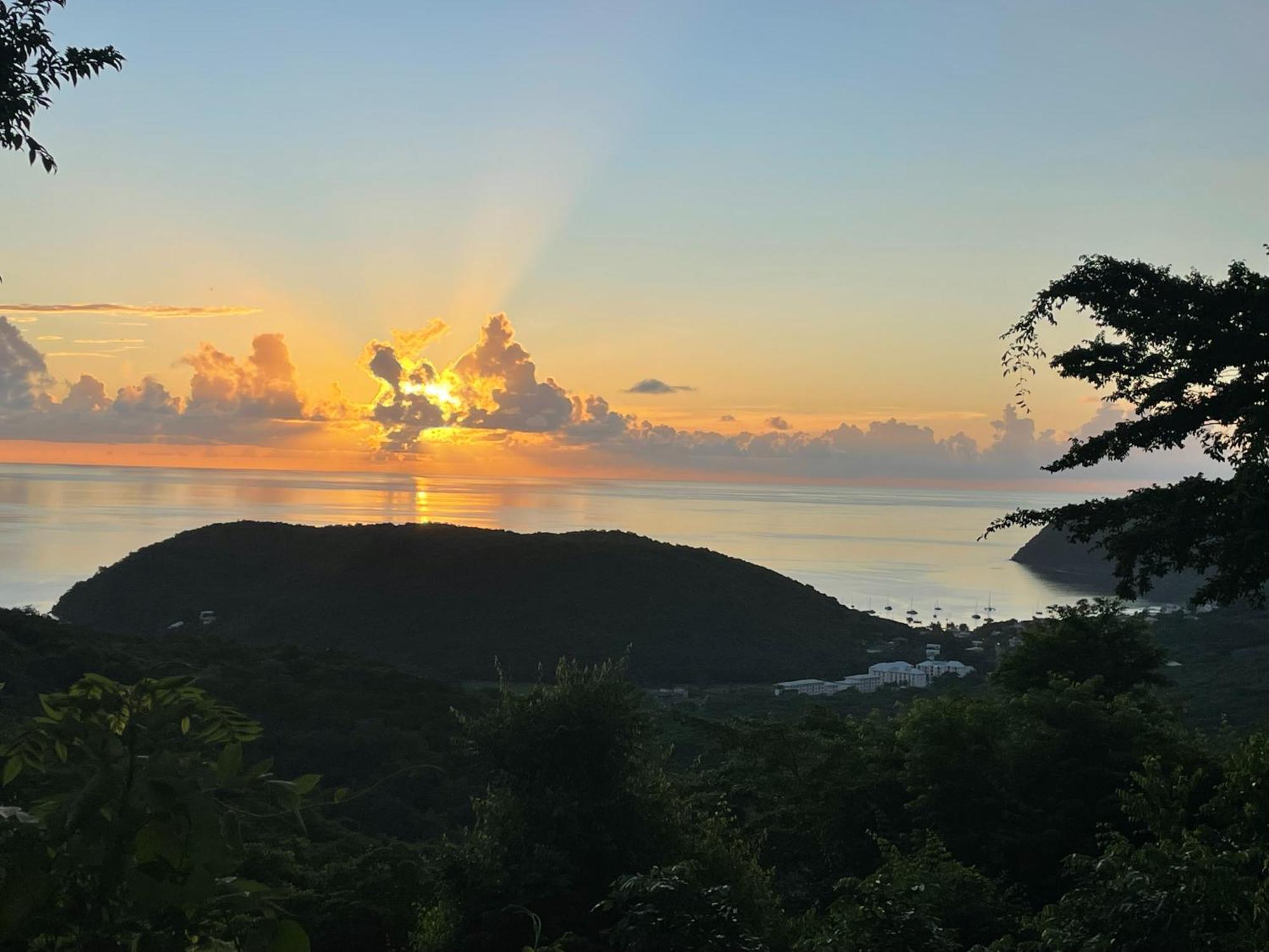 Bungalow "Doussin' Kreyol", Au Calme A 150M De La Plage Grande Anse Екстер'єр фото
